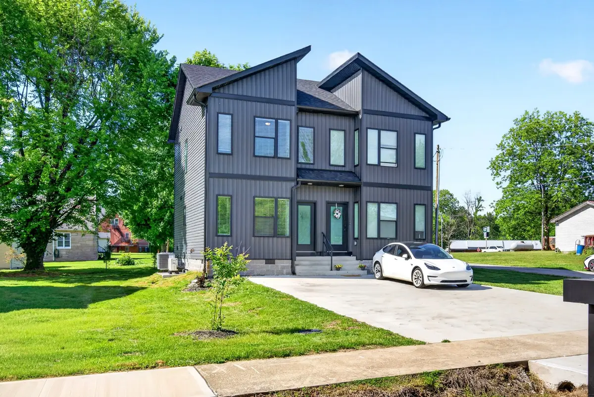 230 Third St, Guthrie, KY 42234 - #1