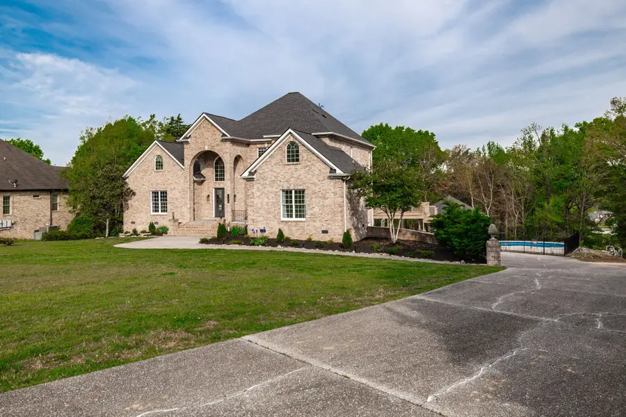 1146 Stirlingshire Dr, Hendersonville, TN 37075 - #3