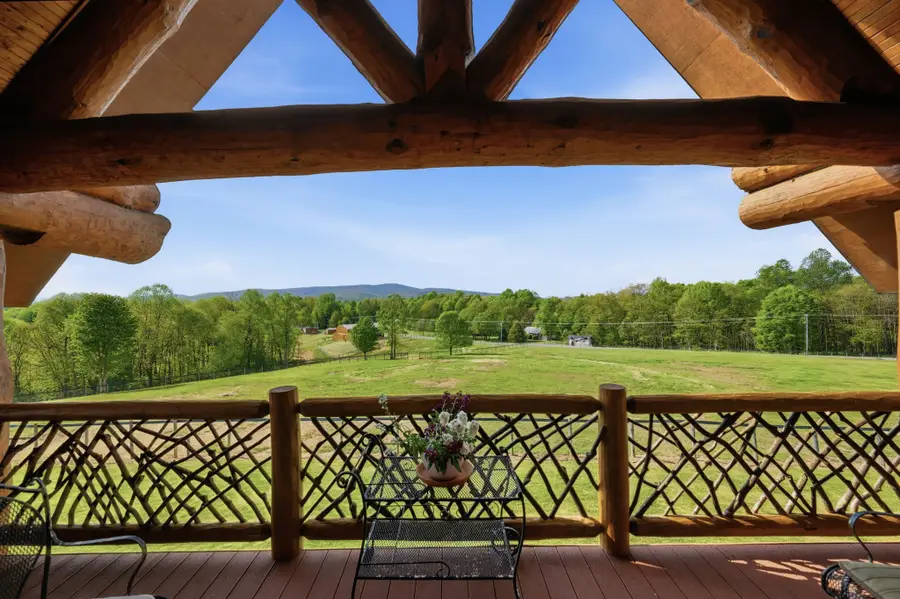 2835 Cross Mountain Rd, Shady Valley, TN 37688 - #2