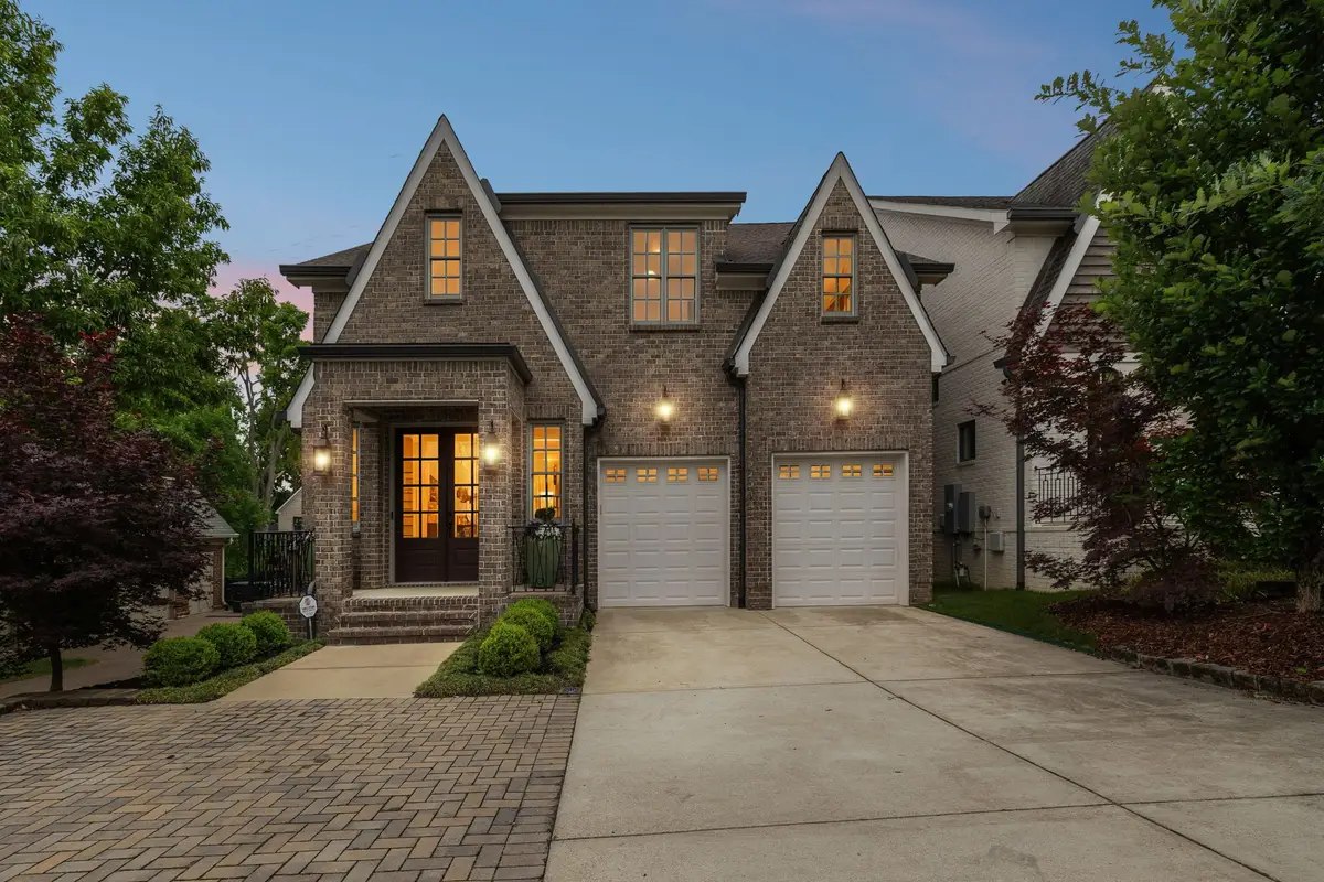 3410 Benham Ave, Nashville, TN 37215 - #1