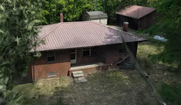 935 Sugar Tree Knob Rd, Liberty, TN 37095