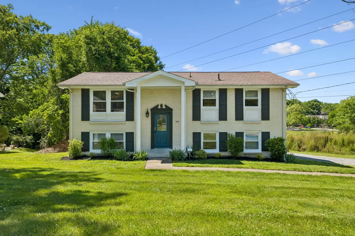 632 Larchwood Dr, Nashville, TN 37214 - #1