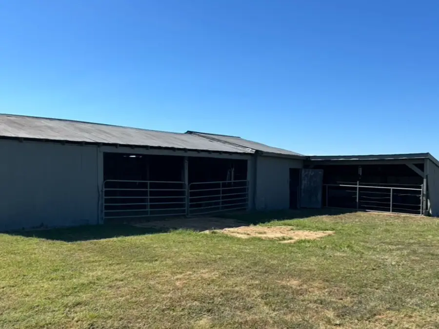 1800 Ozment Rd, Dyersburg, TN 38024 - #3