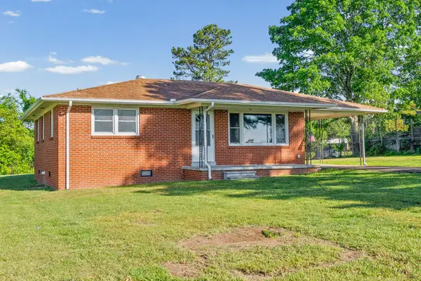 360 N Main St, Erin, TN 37061