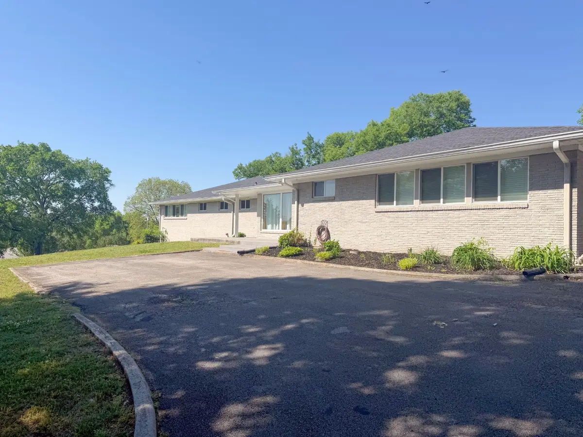 133 Sunset Dr, Pulaski, TN 38478 - #1