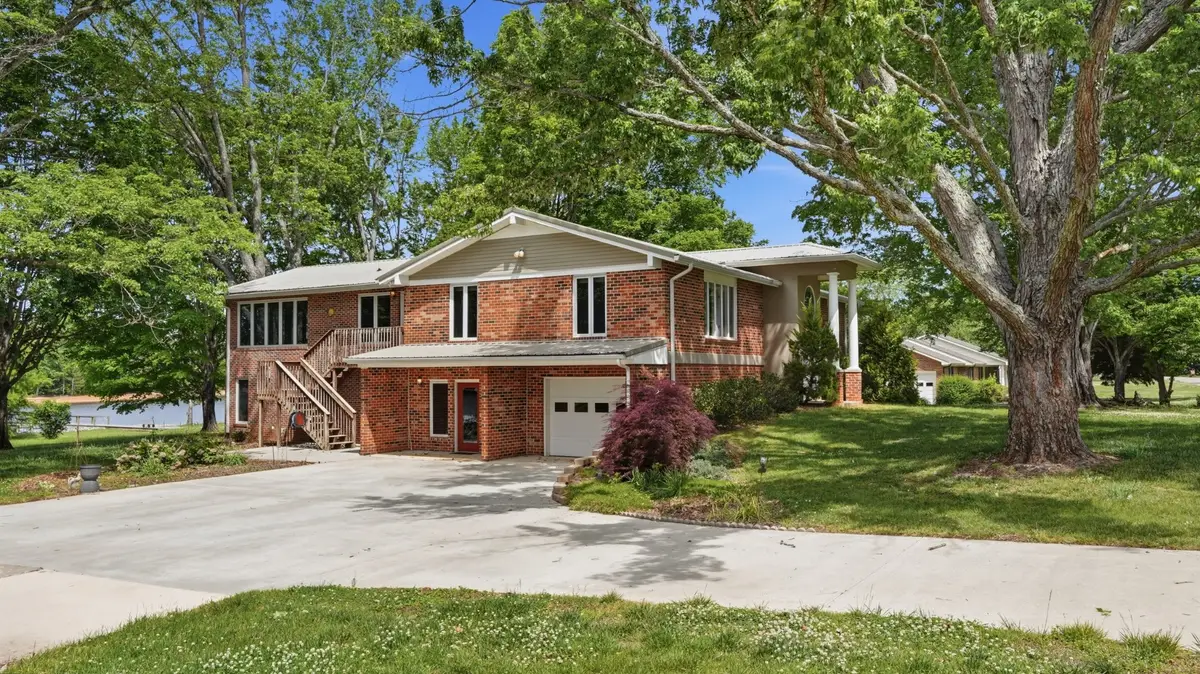 1305 Dripping Springs Rd, Winchester, TN 37398 - #1