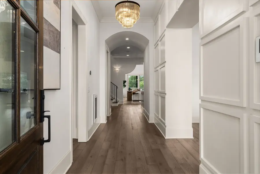 215 La Vista Dr, Nashville, TN 37215 - #3
