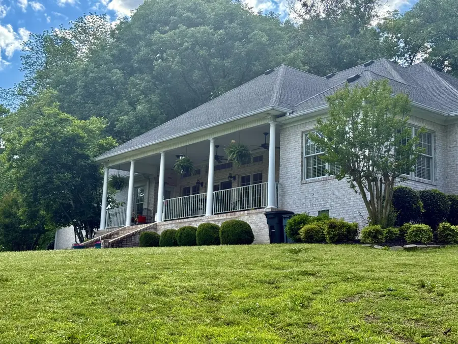 1015 Kelly Rd, Dyersburg, TN 38024 - #2