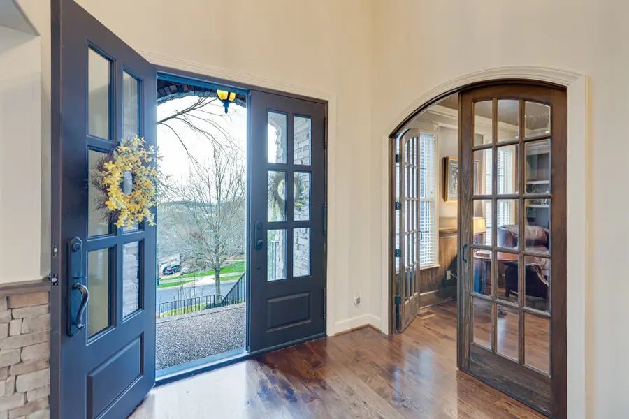 219 King Arthur Cir, Franklin, TN 37067 - #2