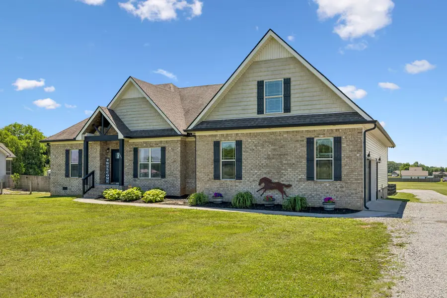 1357 Neil Rd, Chapel Hill, TN 37034 - #3