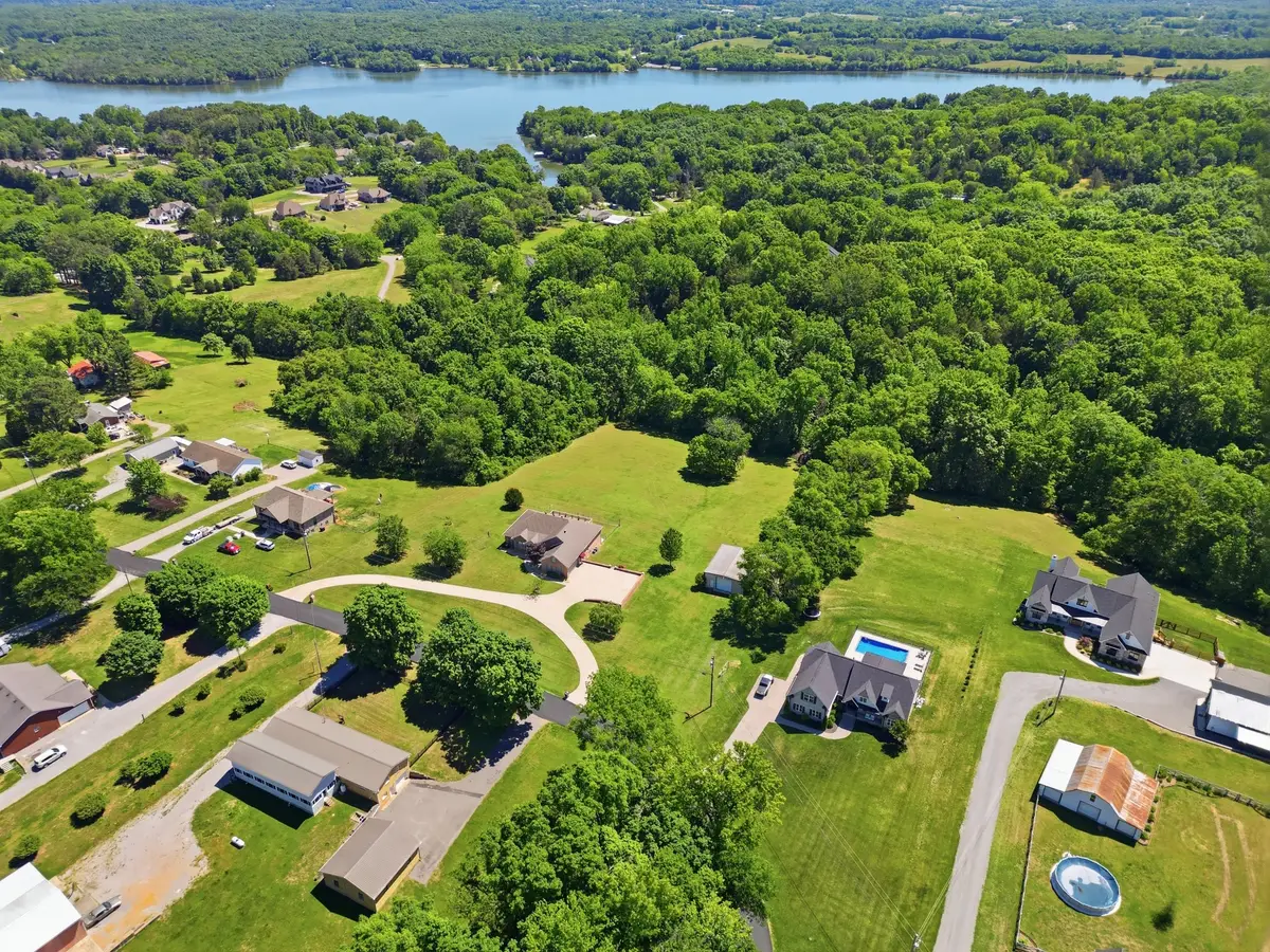 980 Riverview Rd, Mount Juliet, TN 37122 - #1