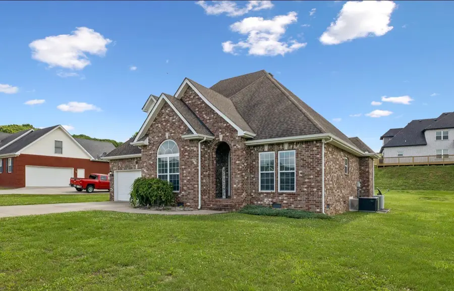 145 Auburn Hills Dr, Woodbury, TN 37190 - #2