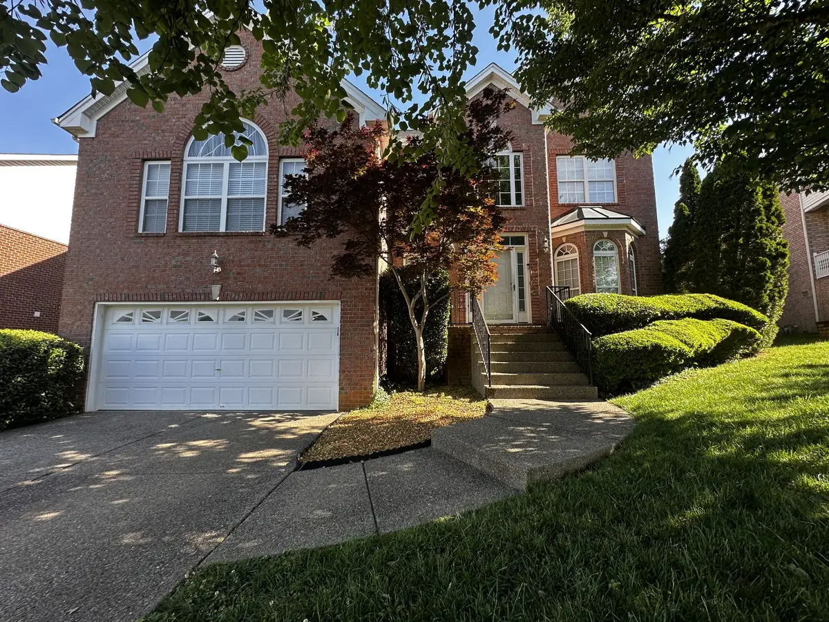 105 Lighthouse Cir, Hendersonville, TN 37075 - #1