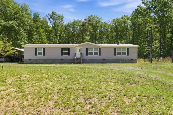 1156 Espy Rd, Manchester, TN 37355