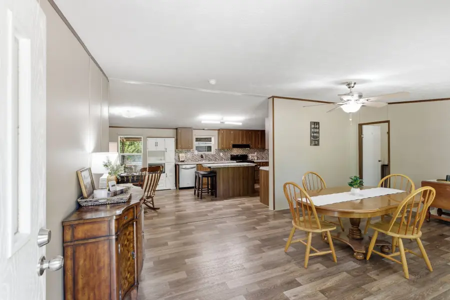 1156 Espy Rd, Manchester, TN 37355 - #3