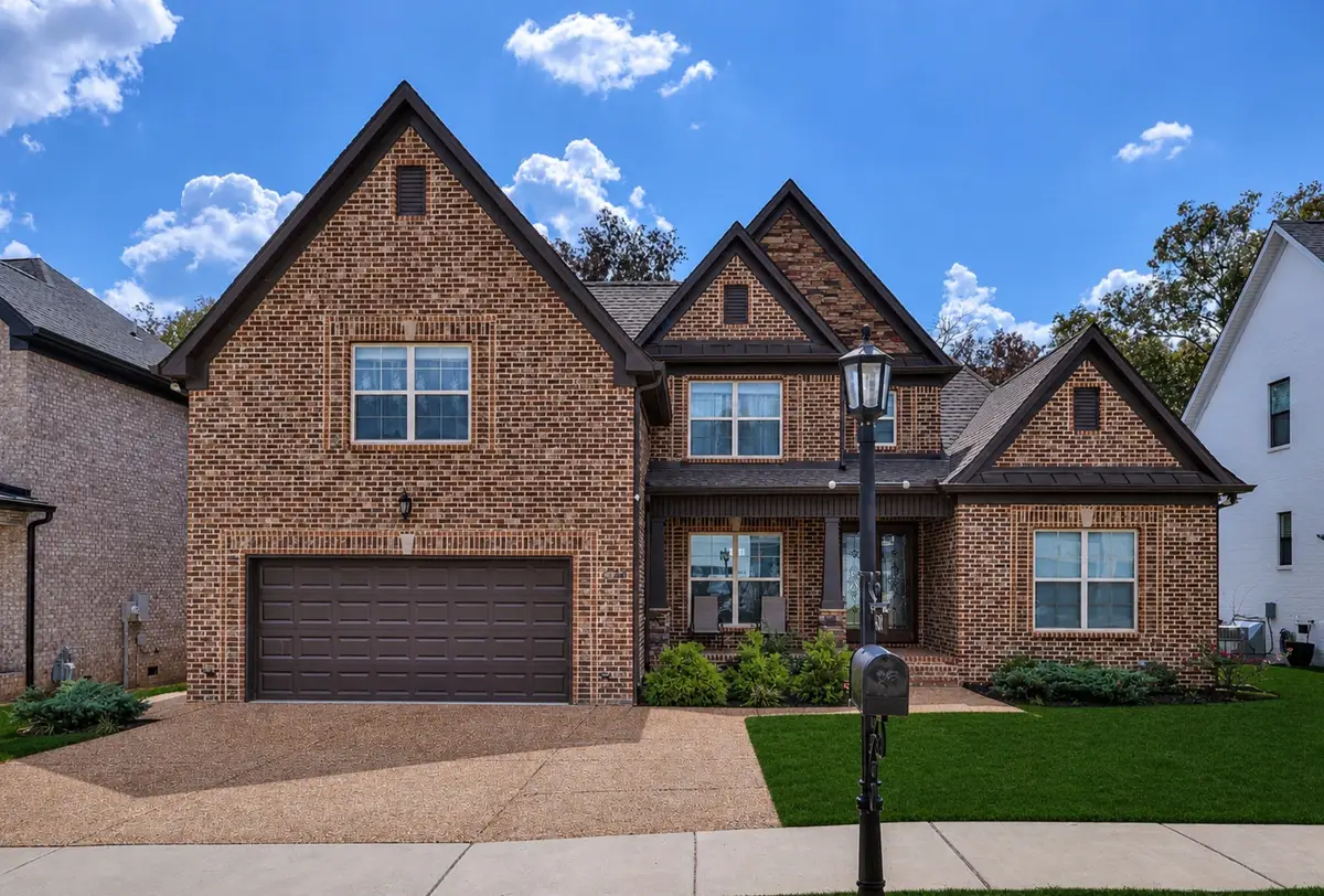 620 Hollow Wood Trl, Mount Juliet, TN 37122 - #1