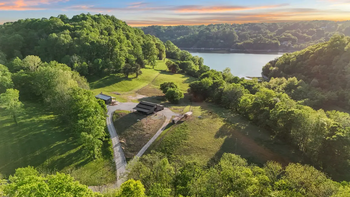 138 Cross Creek Dr, Manchester, TN 37355 - #1