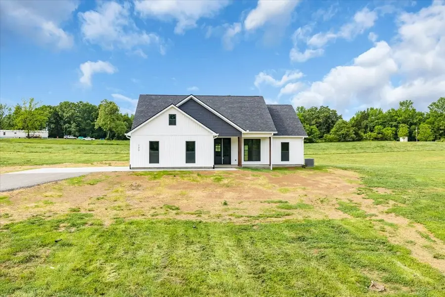 749 Edd Ramsey Rd, McMinnville, TN 37110 - #2