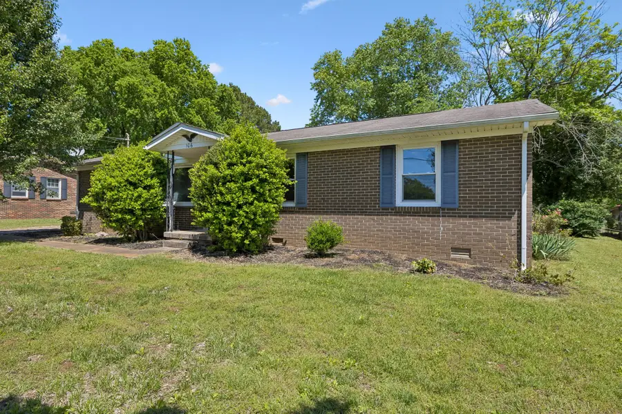 106 Oak Park Dr, Columbia, TN 38401 - #2