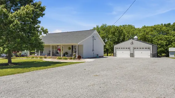 23 Smokey Cir, Petersburg, TN 37144