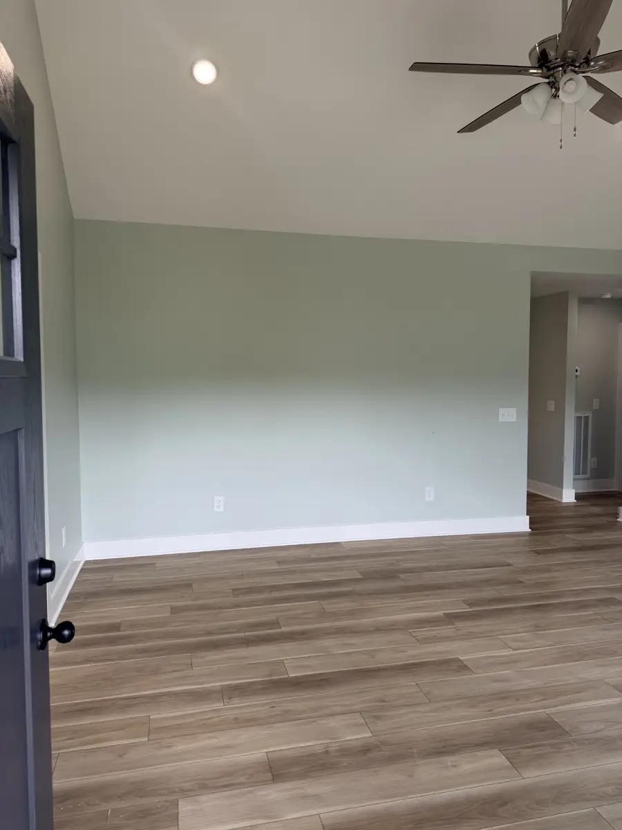 404 Leigh Anna Circle, Lafayette, TN 37083 - #2