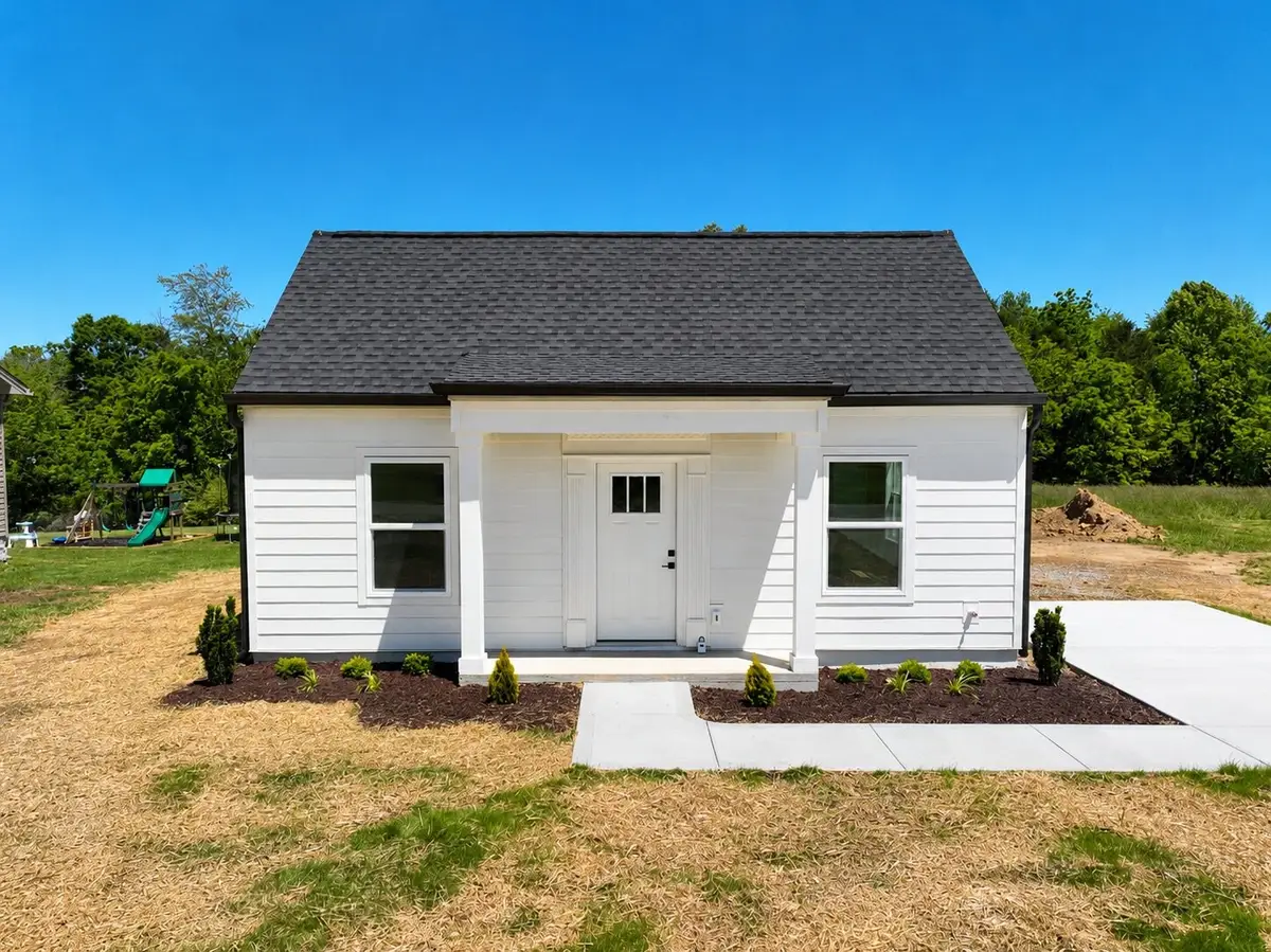 130 Joe Tittsworth St, Smithville, TN 37166 - #1