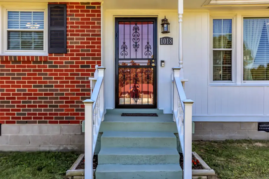1018 N Graycroft Ave, Madison, TN 37115 - #2