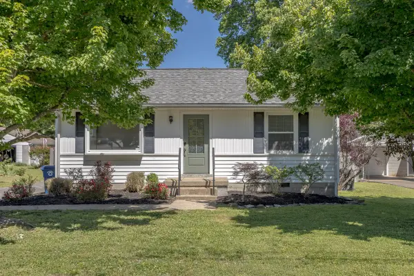 1413 Sunset Dr, Franklin, TN 37064