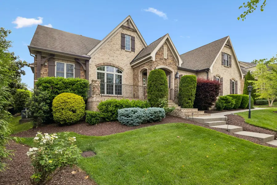 1101 Kirkwood Dr, Franklin, TN 37067 - #2