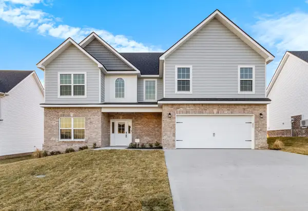 1249 Mourning Cloak Dr, Clarksville, TN 37043