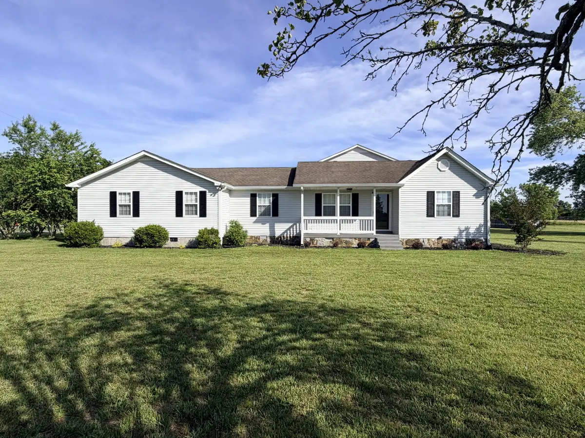 2916 Galen Rd, Lafayette, TN 37083 - #1