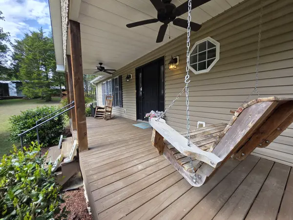 1200 Dawson Rd, White Bluff, TN 37187