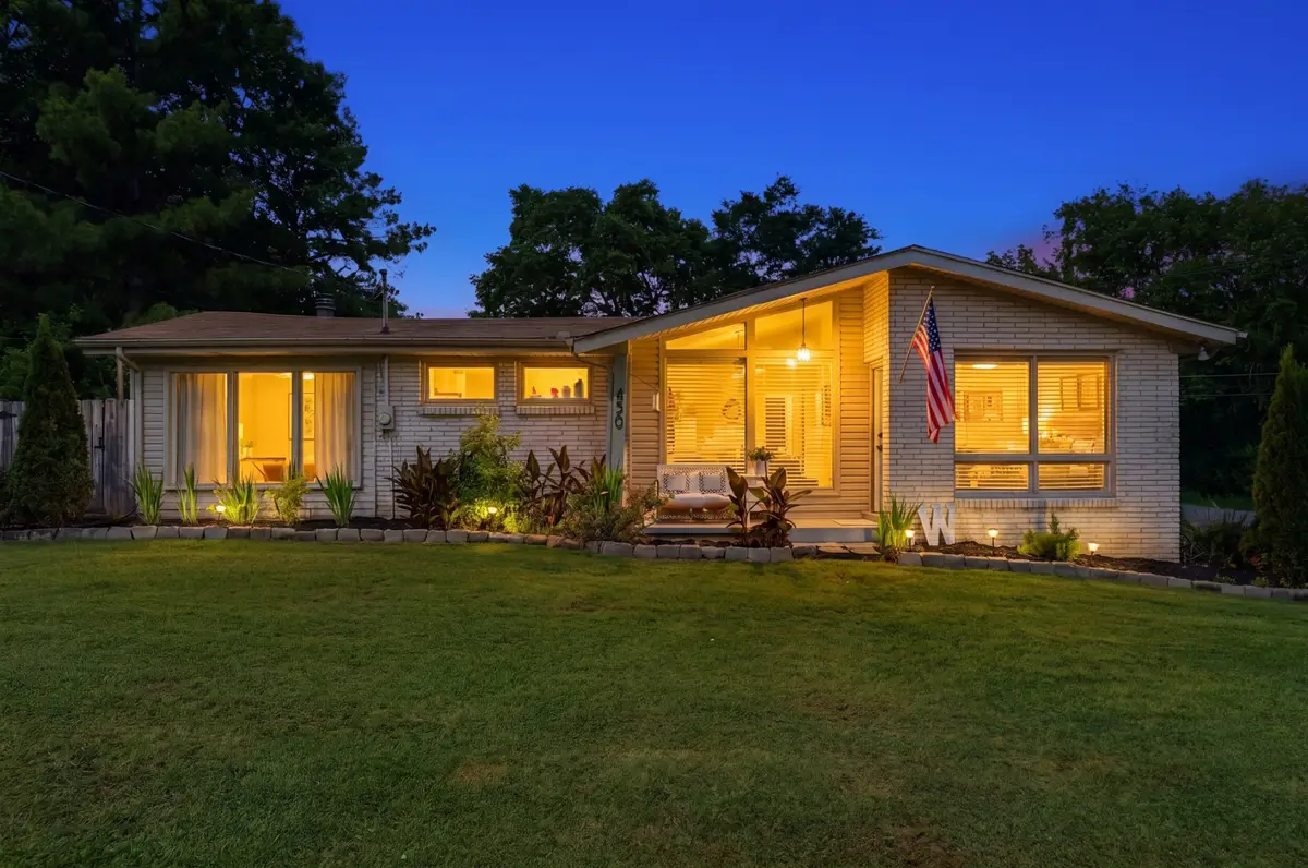99 Curtiswood Dr, Hendersonville, TN 37075 - #1