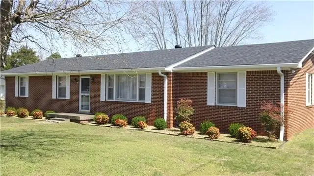 209 Curtis Ave, Alexandria, TN 37012 - #1
