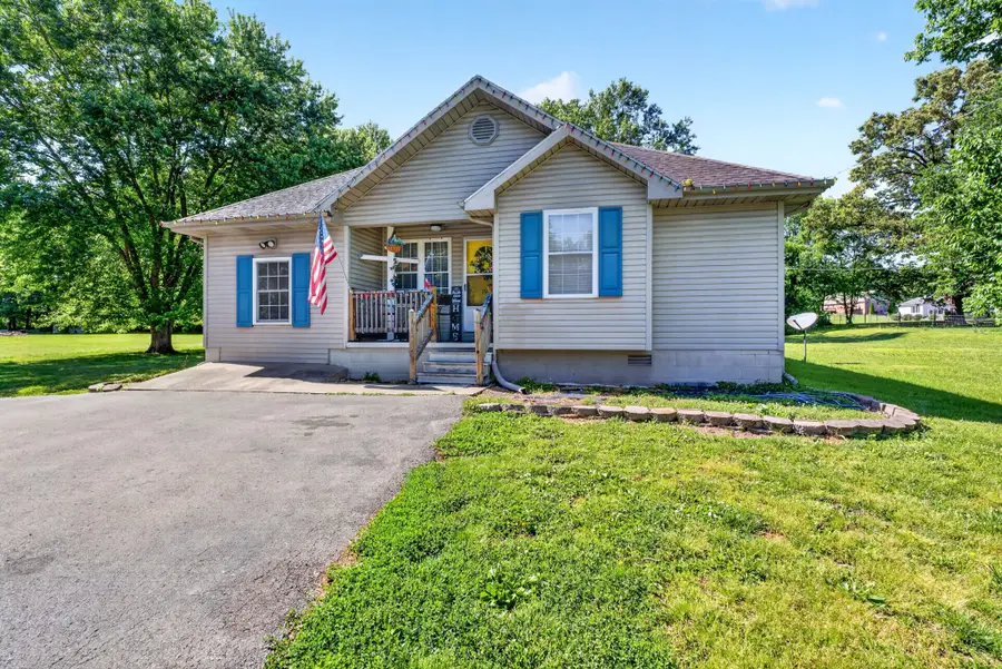 196 Billy Goat Hill Rd, Hopkinsville, KY 42240 - #2