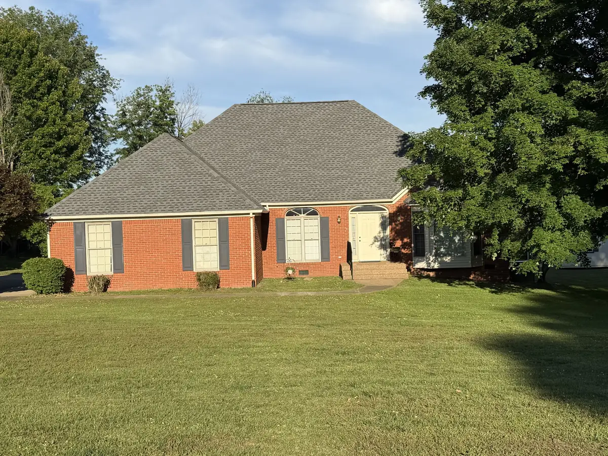 205 Ouida Ln, Columbia, TN 38401 - #1