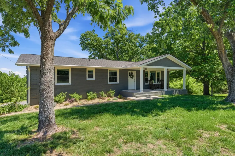 297 Clovernook Dr, Nashville, TN 37210 - #2