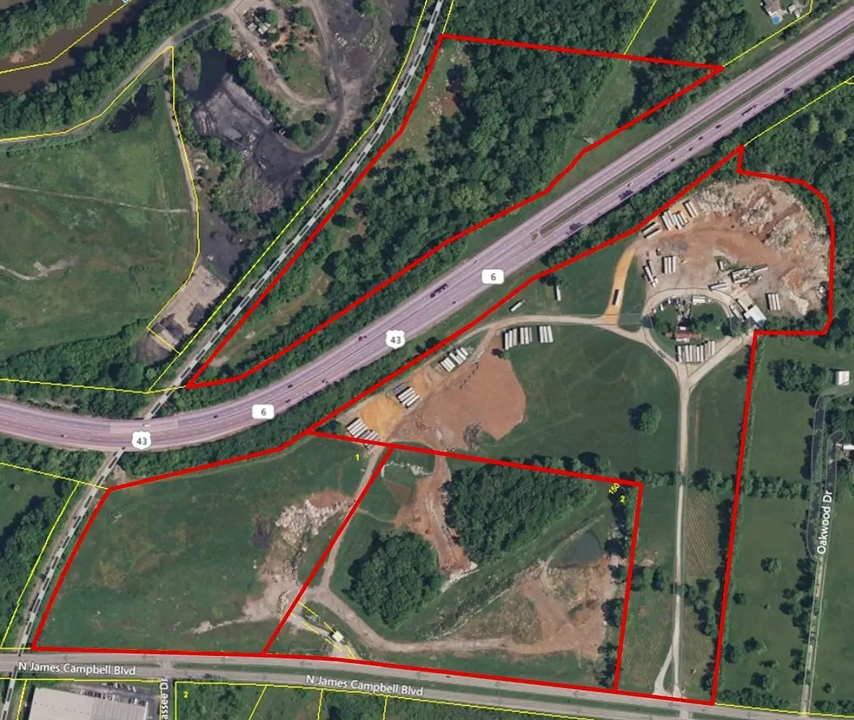 616 N James M Campbell Blvd, Columbia, TN 38401 - #1