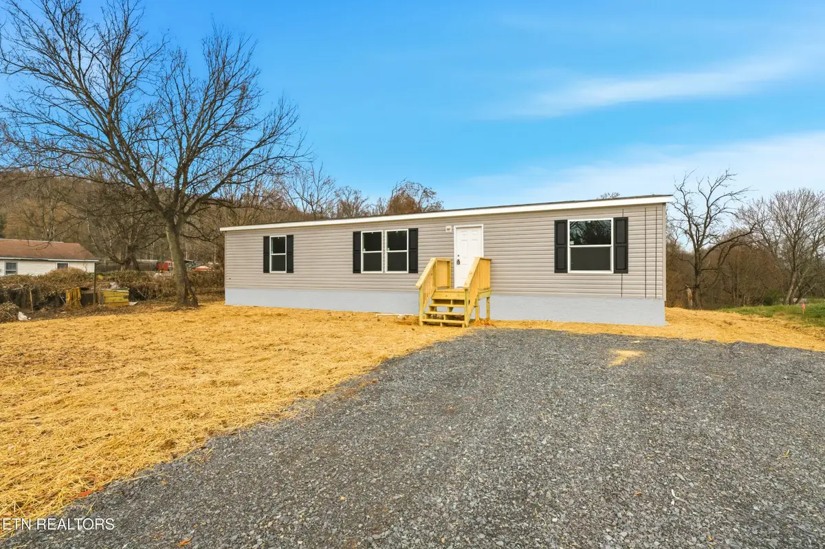 402 Tedder Street St, Rockwood, TN 37854 - #1
