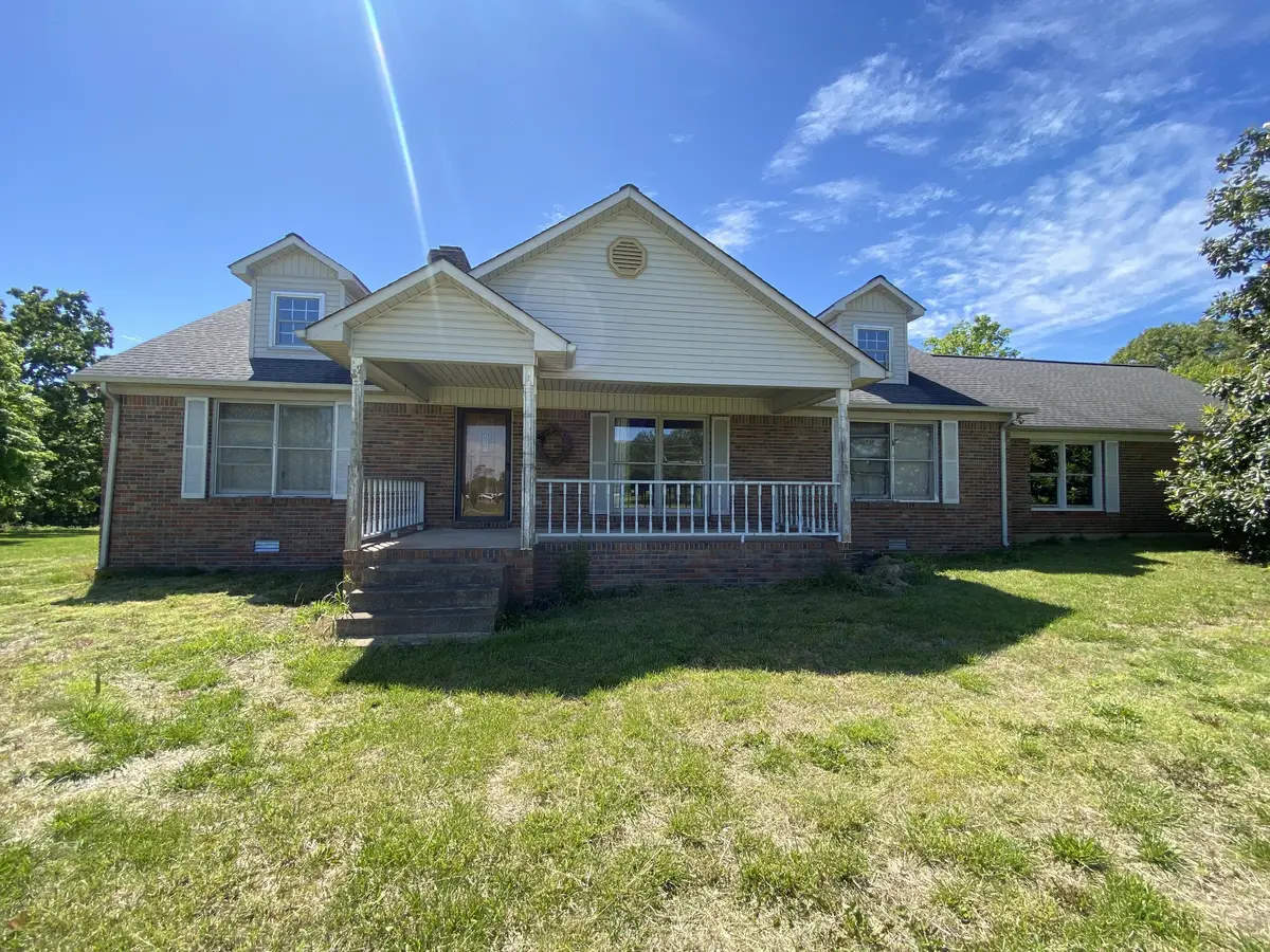 312 Corbin St, Summertown, TN 38483 - #1