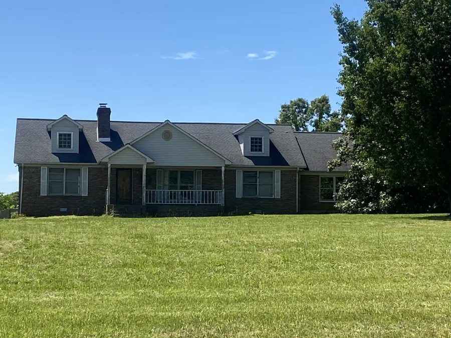 312 Corbin St, Summertown, TN 38483 - #2