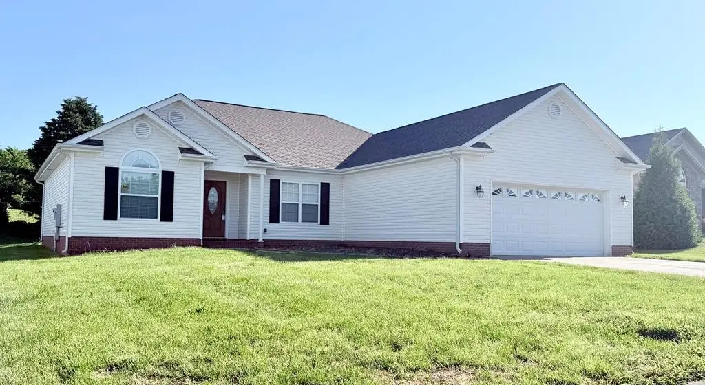 210 Westminster Pl, Hopkinsville, KY 42240 - #1