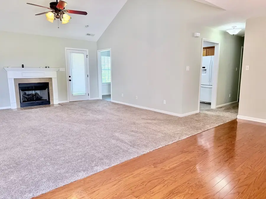 210 Westminster Pl, Hopkinsville, KY 42240 - #3