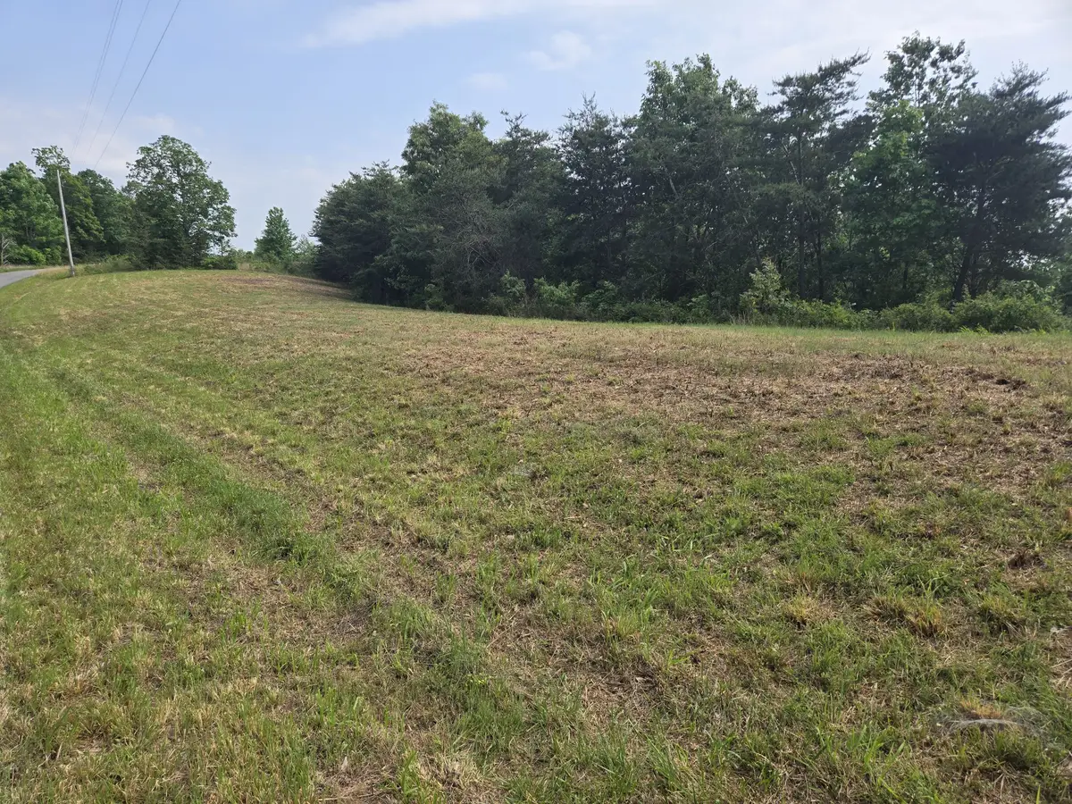 5 Harborview Ln, Waverly, TN 37185 - #1