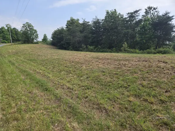 5 Harborview Ln, Waverly, TN 37185