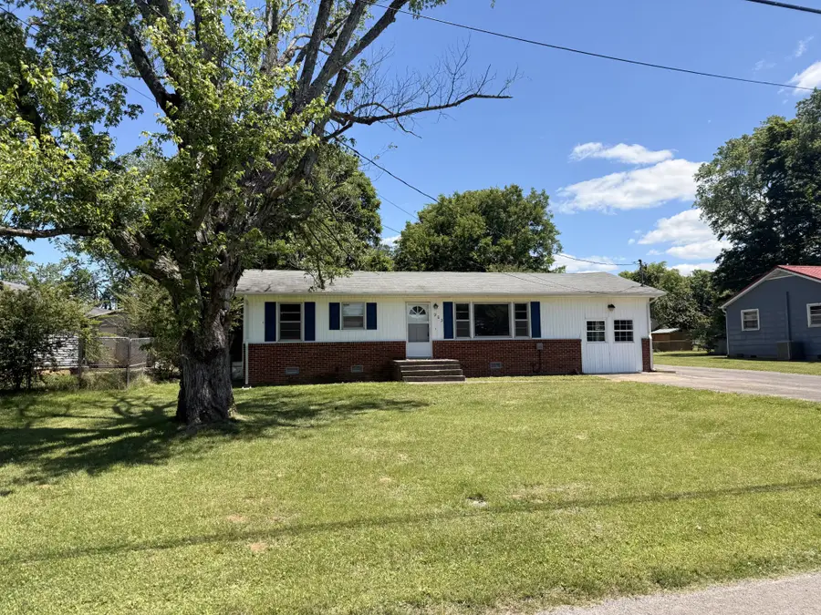903 Shelbyview Dr, Shelbyville, TN 37160 - #2