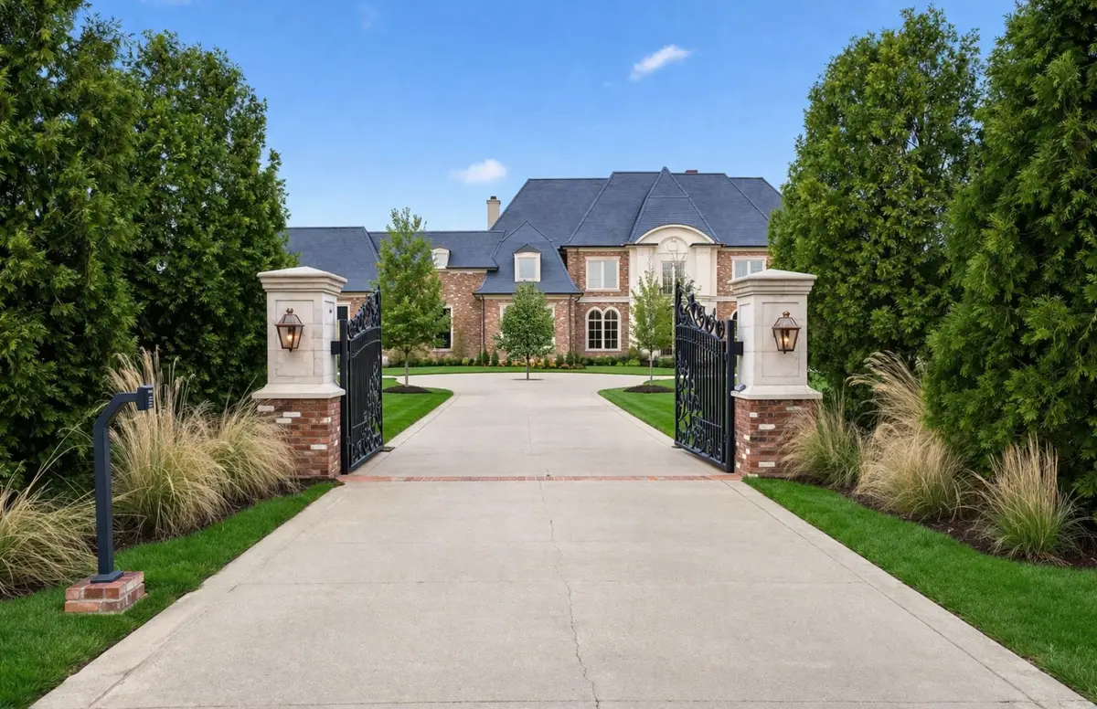 2122 Old Hickory Blvd, Nashville, TN 37215 - #1