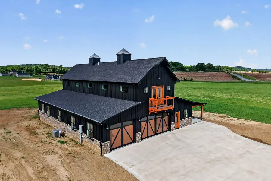 123 Cattlemans Dr, Sparta, TN 38583 - #2