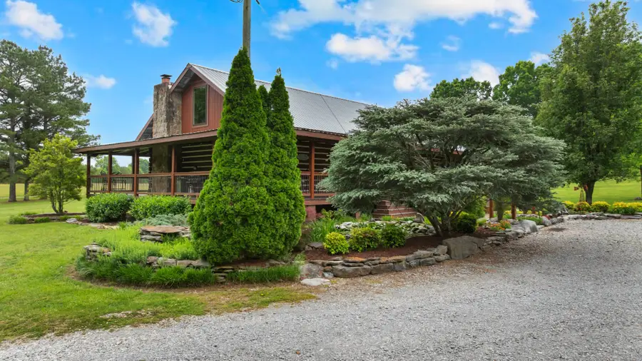 990 Bugscuffle Rd, Wartrace, TN 37183 - #3