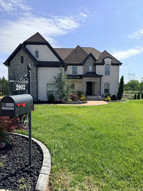 2902 Carisbrooke Dr, Mount Juliet, TN 37122